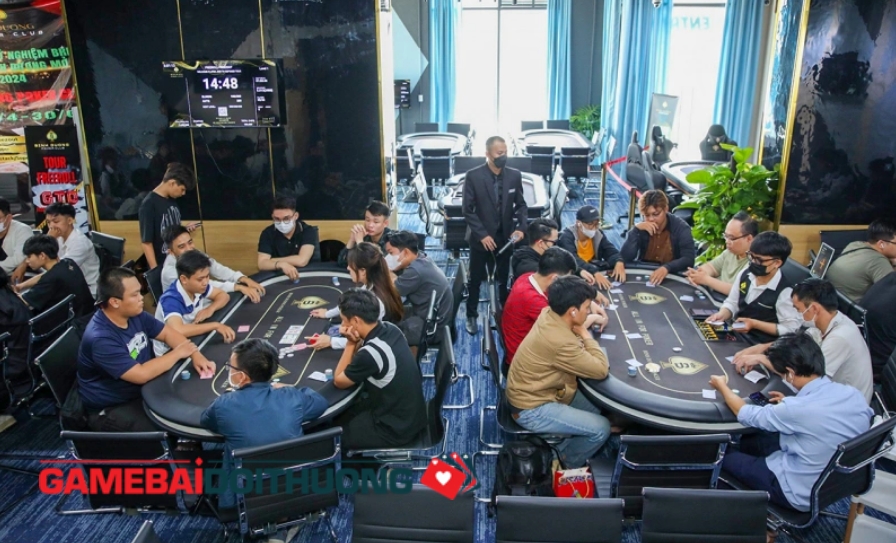 game bài đấu người thật như Poker, Tiến Lên, Xì Tố